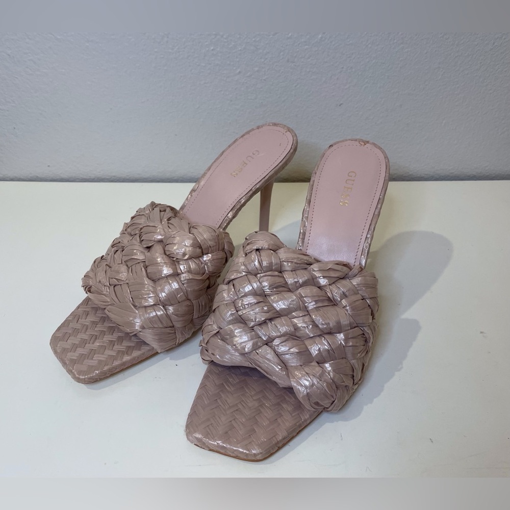 Guess‎ NWOT Women’s Byanna Woven Heels Sandals Size 9